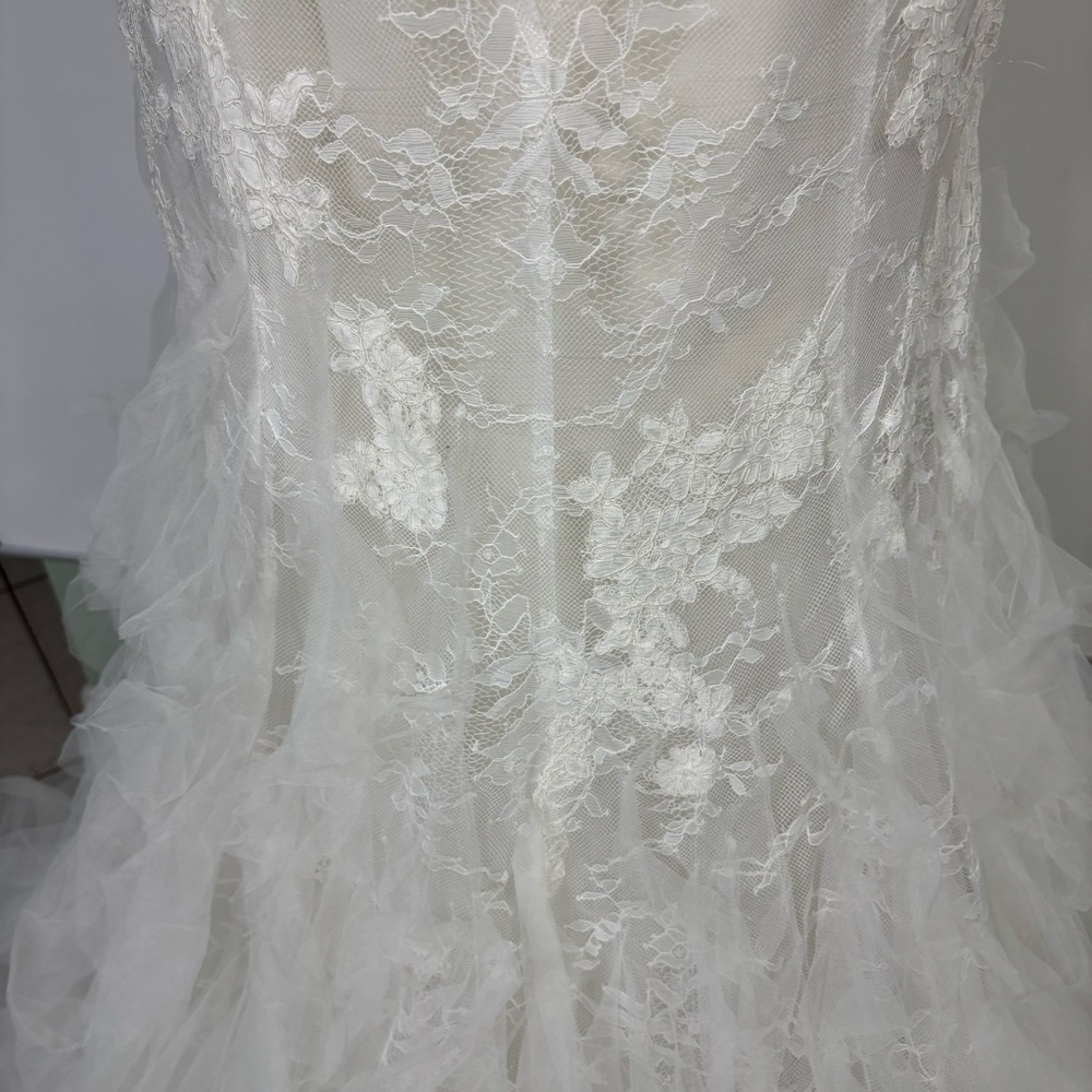 WTOO 19706 Curvalicious Ivory Oyster Lace Sweetheart Wedding Dress Size 8 NWT - Picture 14 of 14